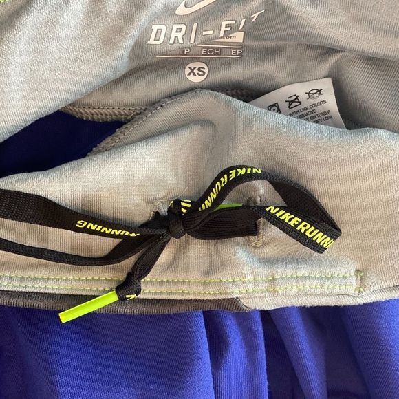 NIKE Dri-Fit Leggings XS Reflector Pocket - Picture 6 of 6